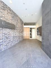 Uresidence Temmabashiのエントランス