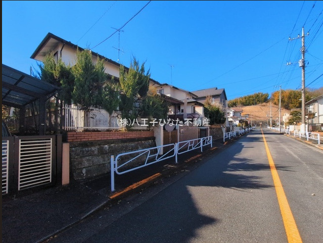 『八王子市中古戸建て』八王子市北野台3-26-9【仲介手数料無料】　八王子市北野台の前面道路含む現地写真|～仲介手数料無料☆八王子ひなた不動産～八王子市北野台　中古戸建