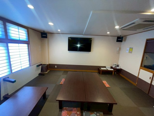 岩手県北上市一棟商業ビルの内装
