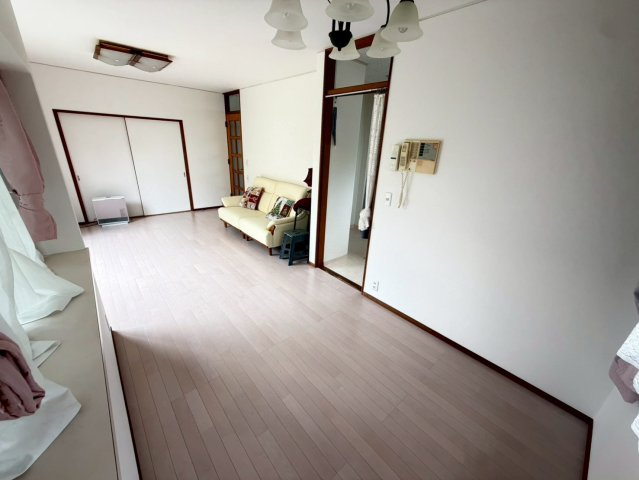 【居間・リビング】