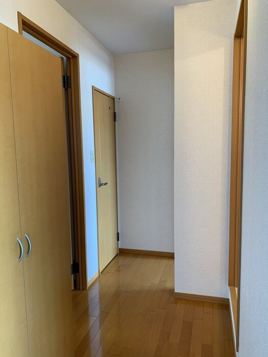 ヴィレッジ札場 A棟の玄関|玄関