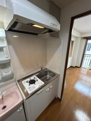 国立市富士見台２丁目の賃貸マンションのキッチン