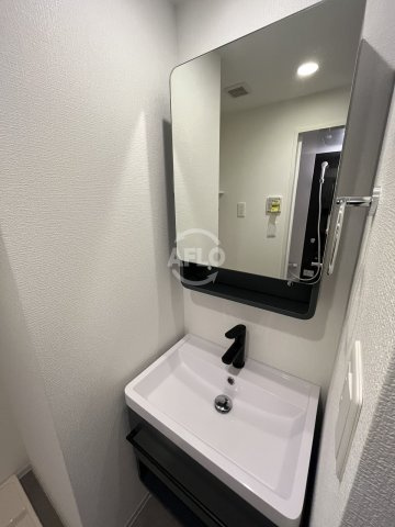 セレニテ堺筋本町リアンの独立洗面台|セレニテ堺筋本町リアン　独立洗面台