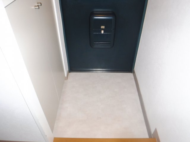 コーポクレストの玄関|他のお部屋の参考写真となります。