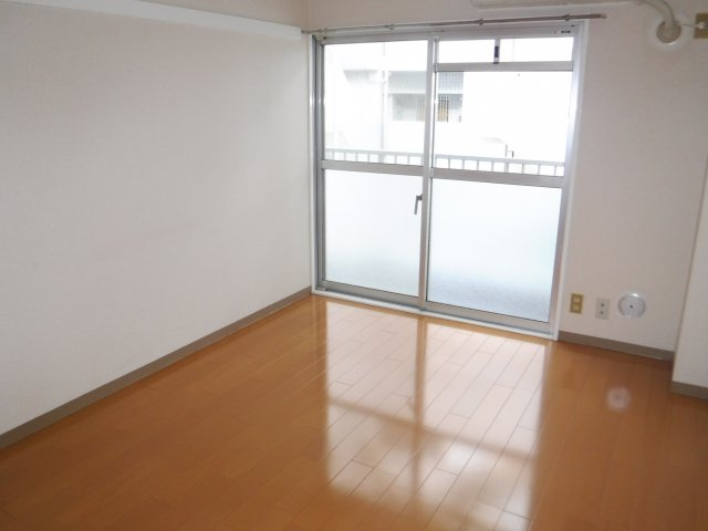 コーポクレストの洋室|他のお部屋の参考写真となります。