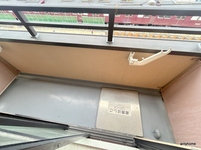 H・R下新庄　仲介手数料無料のバルコニー