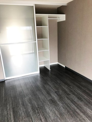 やよいマンションの寝室