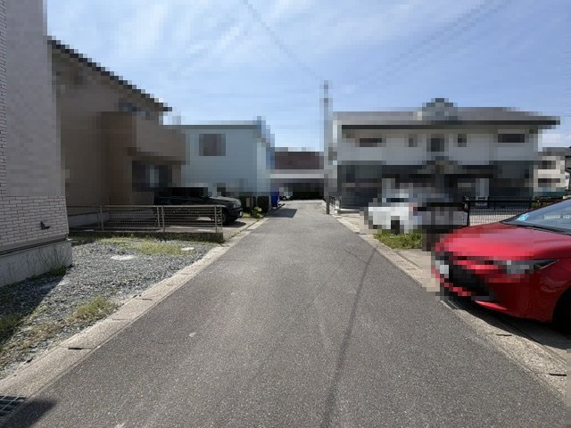半田市出口町二丁目の前面道路含む現地写真