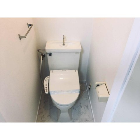 宮根第Ⅱコーポのトイレ|ゆったりとした空間のトイレです