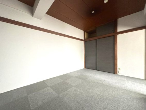 本田マンション1号棟の浴室|日々の疲れを癒すお風呂付です