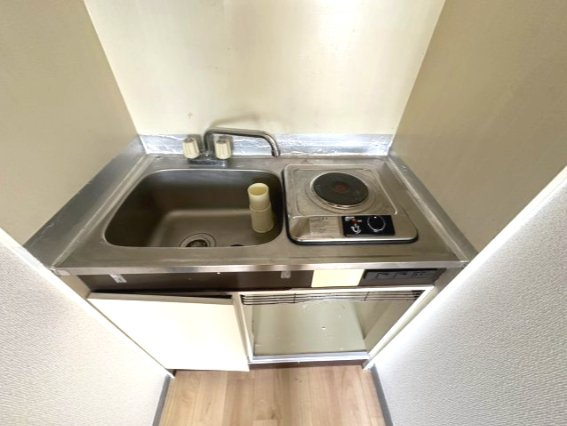 本田マンション1号棟のキッチン|使いやすいキッチンです