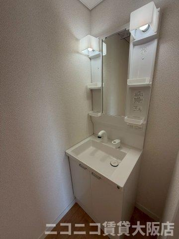 尼崎市武庫之荘８丁目の賃貸マンションの洗面所