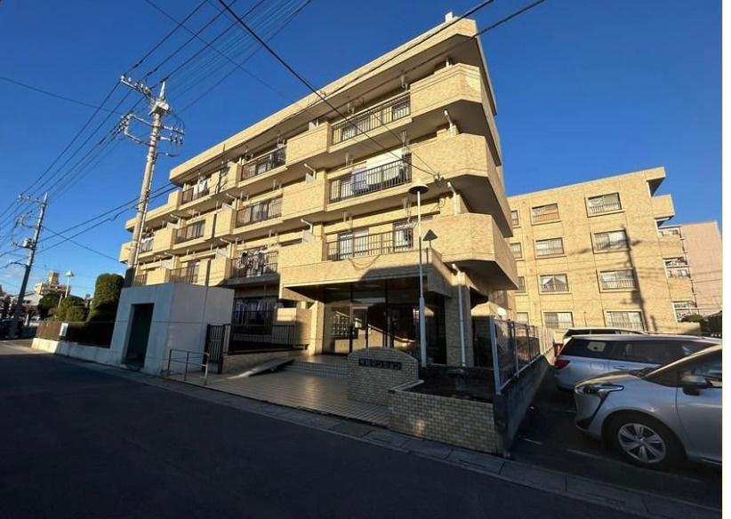 平和マンション
