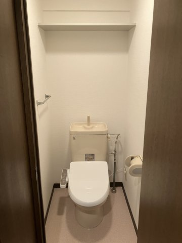 エレガンスシャトーのトイレ|前回募集時の写真です