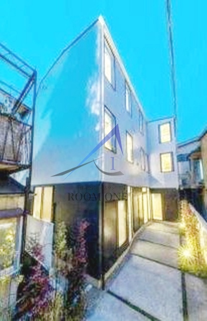 東新宿ハウス
