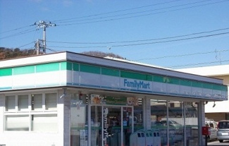 【周辺】 | グランドソレーユ | ファミリーマートまで700m