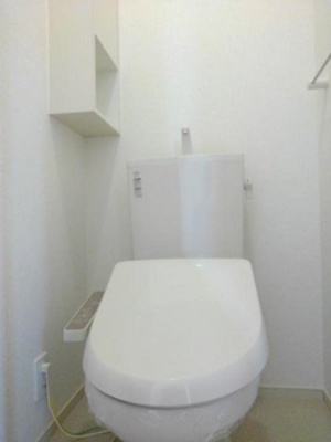 【トイレ】 | グランドソレーユ | コンパクトで使いやすいトイレです