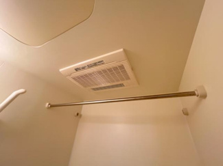 【設備】 | ア・ラ・モード | 浴室乾燥機