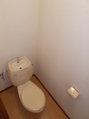 【トイレ】 | シティハイツ三須 | トイレです