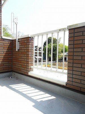 【バルコニー】 | ランポーベル | バルコニー付きです