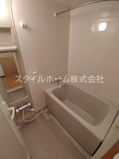 【浴室】 | エクシードⅦ | 別部屋写真です。