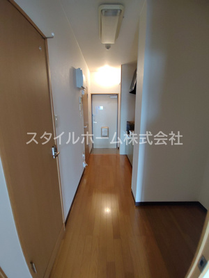 【内装】 | エクシードⅦ | 別部屋写真です。