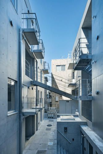 双葉町のアパートメント