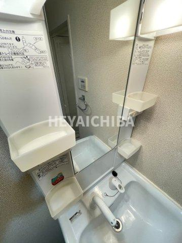 クレイシア新御徒町の洗面所|収納