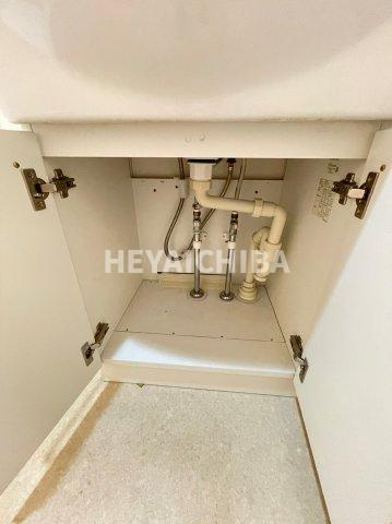 クレイシア新御徒町の洗面所|収納
