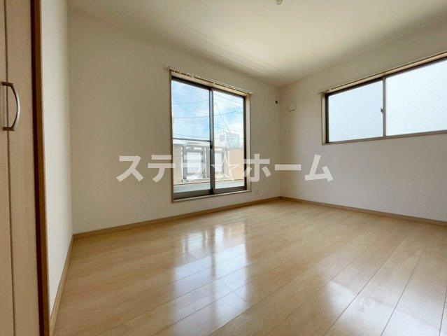 熊野町4 中古戸建の洋室|ゆったりした洋室です