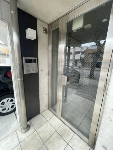 メゾン　ドゥ　ポゼの玄関