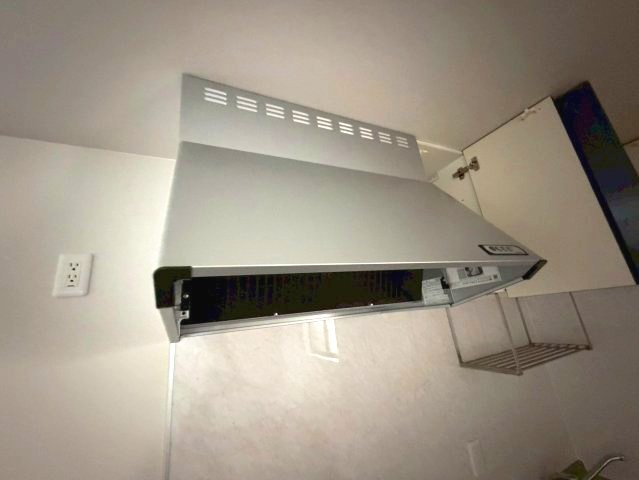 アムール畑原通のキッチン