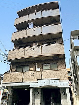 ワコーレフット篠原の外観