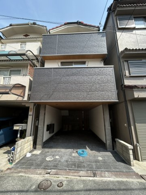 【外観】 | 【弊社売主物件】黒原橘町 リノベ戸建 | エイブル売買事業部では、箕面市・豊中市・吹田市・池田市・茨木市・高槻市の北摂エリア全域で、物件のご紹介を致しております。北摂エリアにて購入物件をお探しの際は、当社までお問合せ下さいませ。