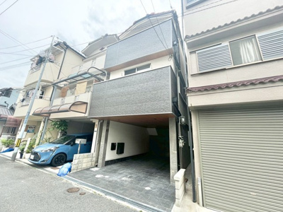 【前面道路含む現地写真】 | 【弊社売主物件】黒原橘町 リノベ戸建 | 現在ご返済中のカーローン・カードローン・教育ローンなどを住宅ローンに一本化したり、家具家電購入費用・引越し費用を住宅ローンと組み合わせるなど、お客さまにメリットの多い住宅ローンのご提案が可能です。