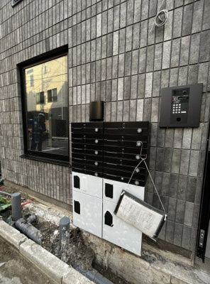 【エントランス】 | アピチェ南千住B棟