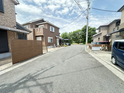 【前面道路含む現地写真】 | 和泉市和気町3丁目戸建 | 前面道路