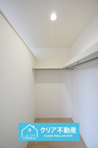 【収納】 | 伊勢崎市東小保方町第2　リーブルガーデン | 憧れのウォークインクローゼットでお洋服もたっぷり収納！