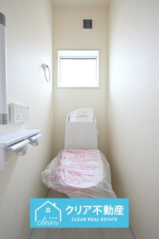 【トイレ】 | 伊勢崎市東小保方町第2　リーブルガーデン | 2階にもトイレがあるので忙しい朝も分けて使えます！