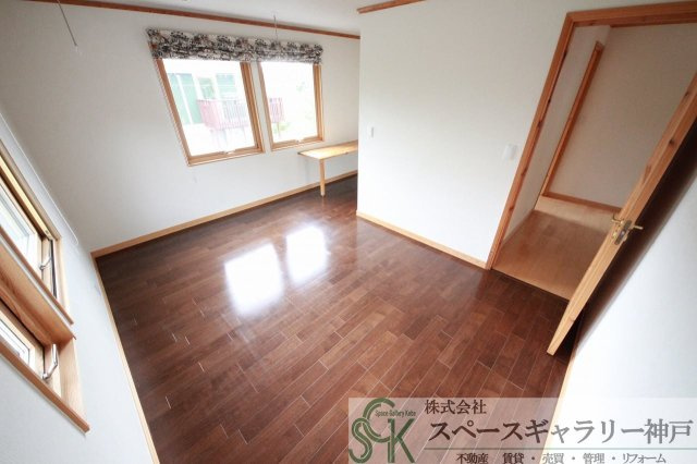 舞多聞東１丁目戸建の寝室