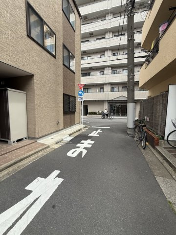 ワールドパレス文京本駒込の駐輪場