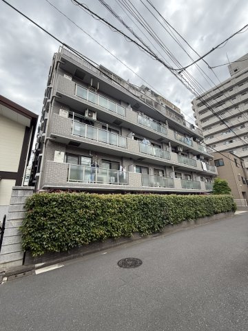 ワールドパレス文京本駒込の外観