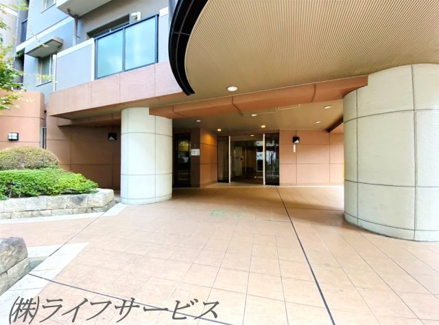 【エントランス】 | ソシエ北大阪 | エントランス