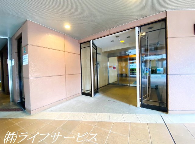 【エントランス】 | ソシエ北大阪 | エントランス