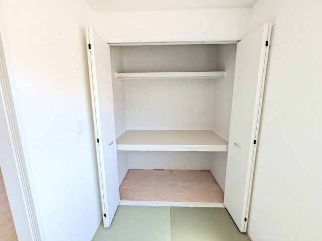 土浦市神立東　第5　新築戸建　1号棟の収納
