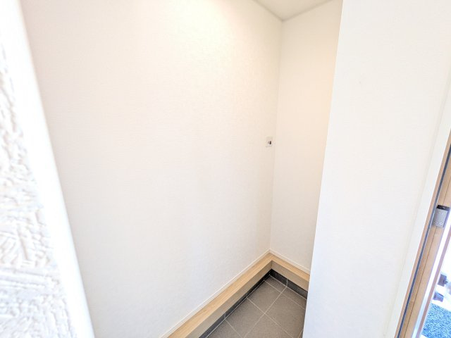 土浦市神立東　第5　新築戸建　1号棟の玄関