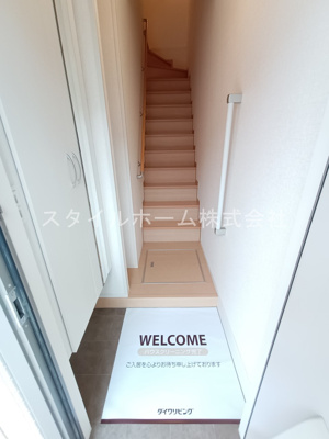【玄関】 | アゼリアＡ棟