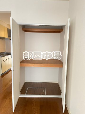 サニ−ヒルの収納|押入れ