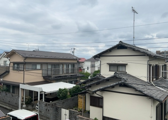 【展望】 | 眺望を気にして物件を探す場合、前面に建物が建っていないか現地で確認しましょう！前面に建物があると景色はもちろん、日当たりや風通しにも影響が出てきます。住んだ時のことを想像しながら現地見学をしましょう。