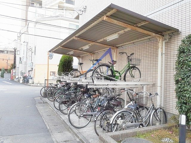 ル・ペールのその他共用部分|駐輪スペースです。